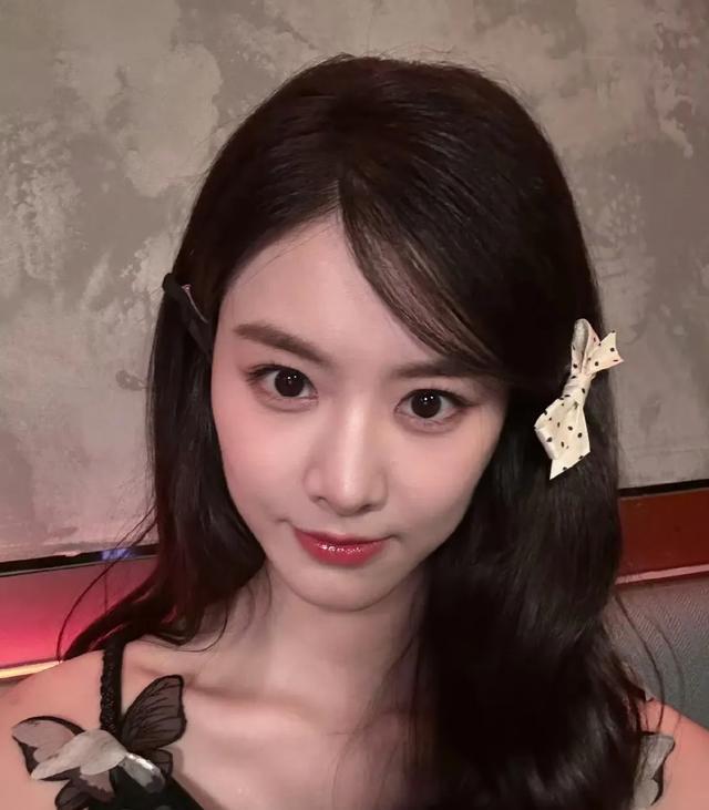 短剧女神赵夕汐生图360°无死角美貌，网友：千万别整容！