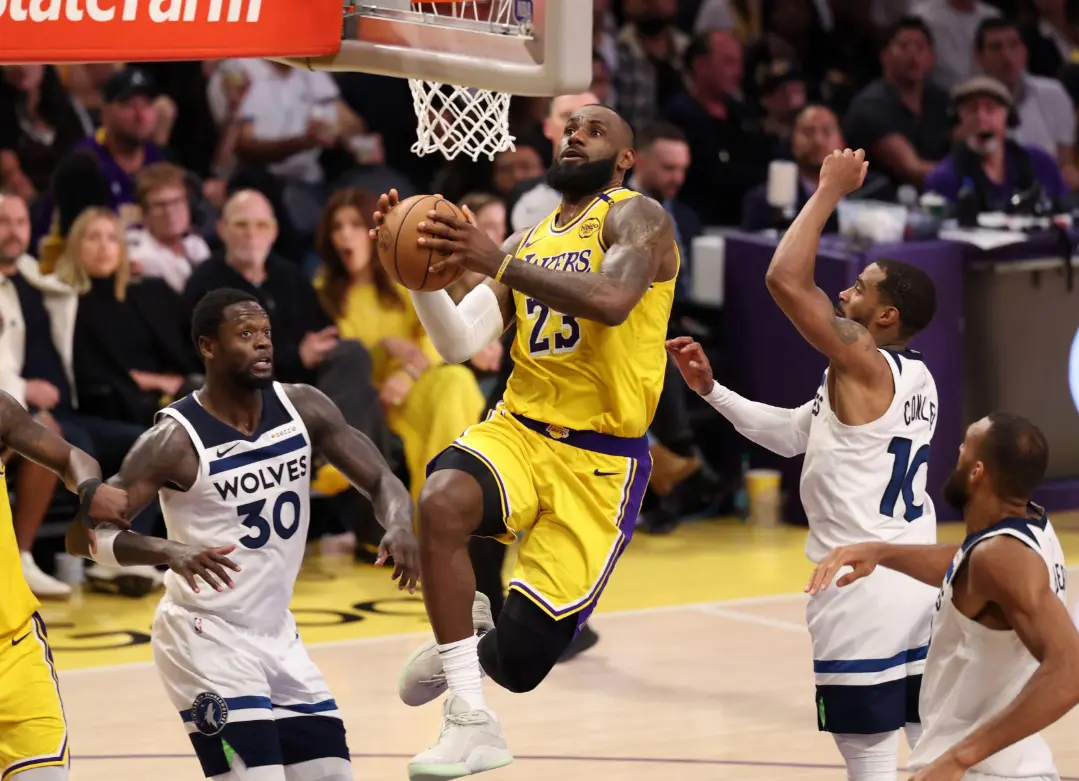 无情4-1晋级，尴尬1-4出局！潮水退去才知，谁是季后赛最糟糕球队