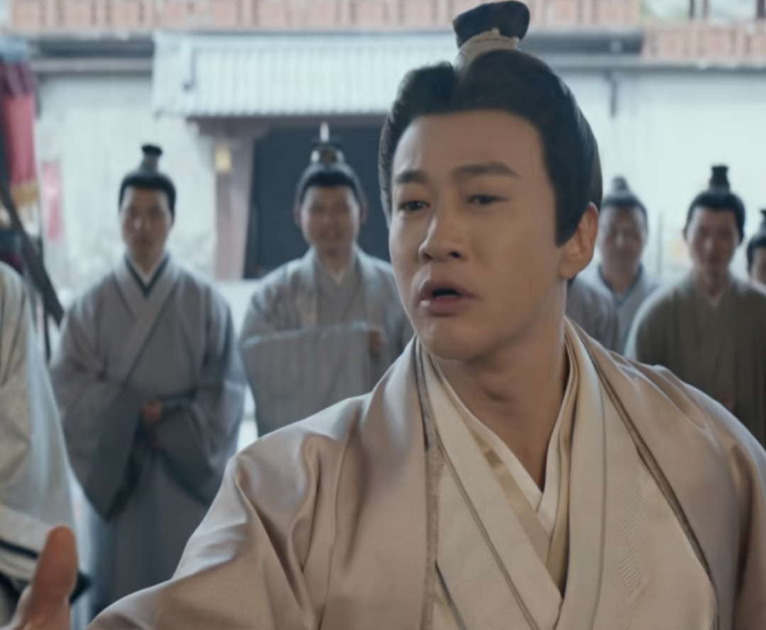 《折腰》让一个内娱身材天花板去演“文弱书生”，何润东帮忙客串的条件是不是得展示10秒以上？我都替刘宇宁尴尬