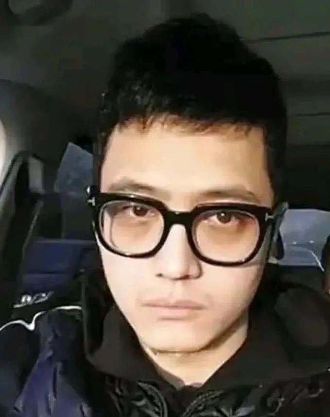 宋喆出狱后生活曝光！隐居县城、落魄潦倒，也难怪马蓉看不上他了！