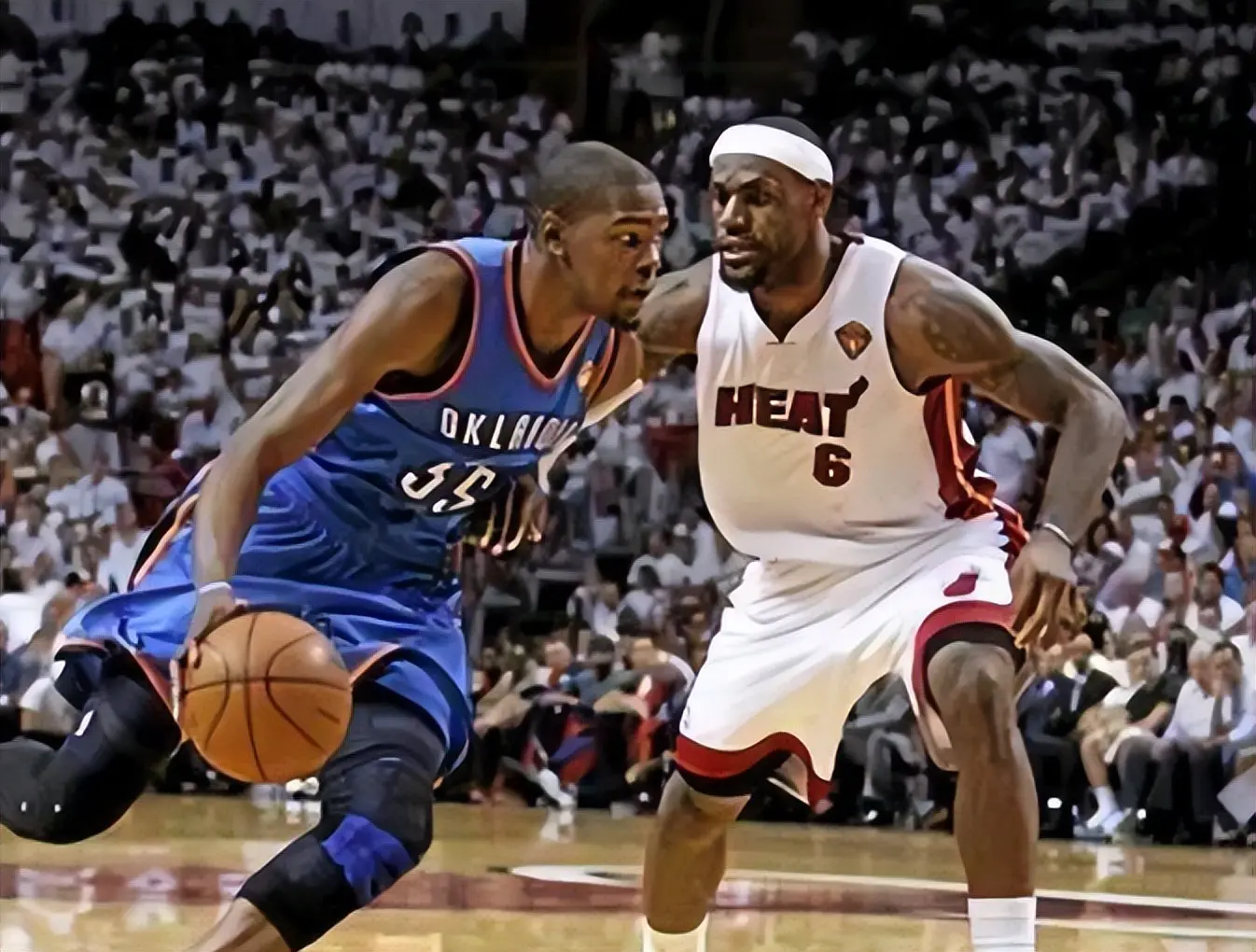 12年MVP之争，为何数据战绩更好的KD输给詹姆斯？这些因素是关键