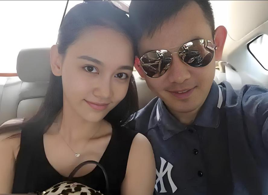 夫妻本是同林鸟，但抱歉，这一次任重救不了“茶里茶气”的孙骁骁