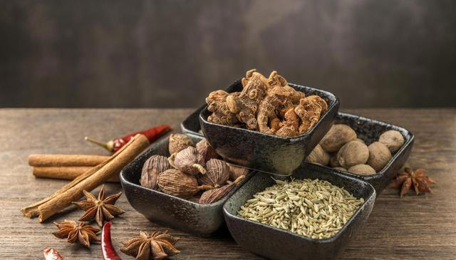 炖肉放香料别乱来！这份香料清单，建议收藏起来，早晚用得上