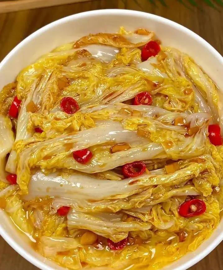 芹菜牛肉香翻天，十分钟上桌，你家常做吗？