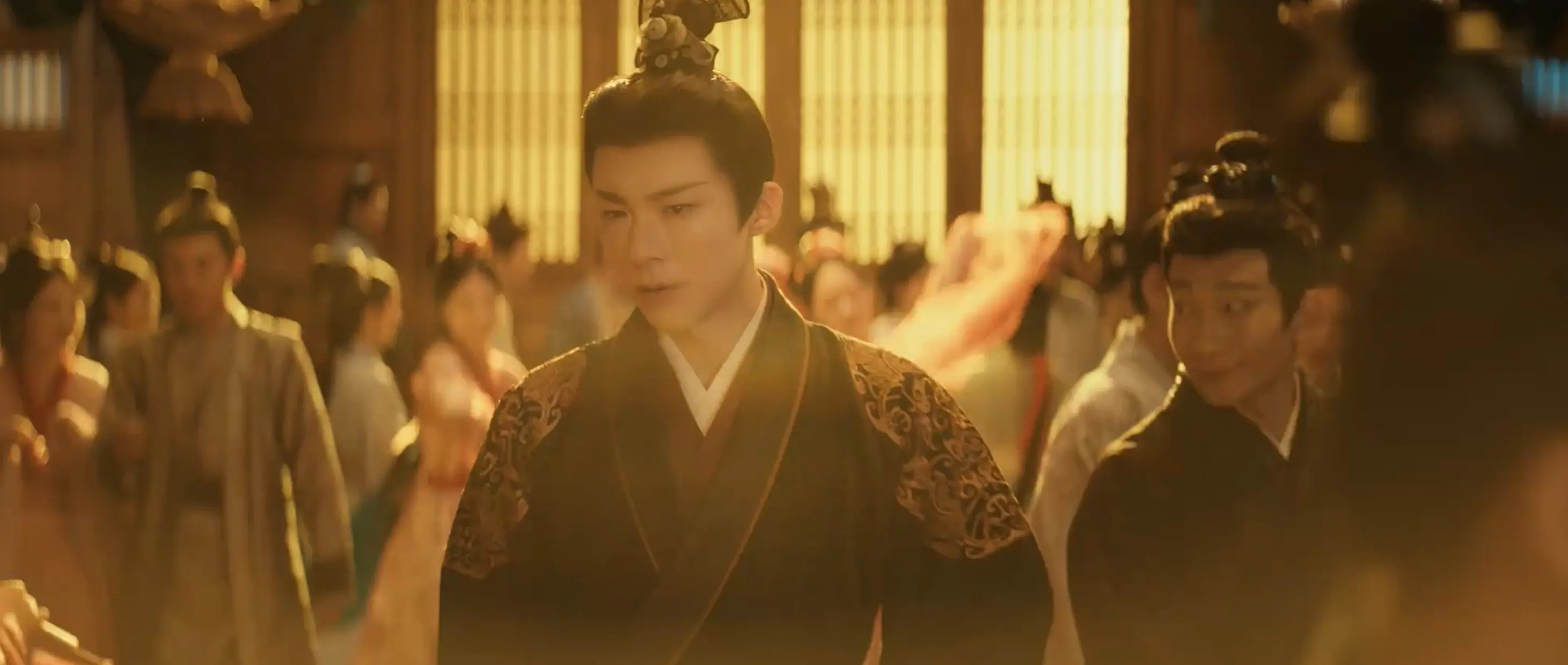 2025年Q2最好的10部剧，《折腰》第9，《无忧渡》第2，第1没争议