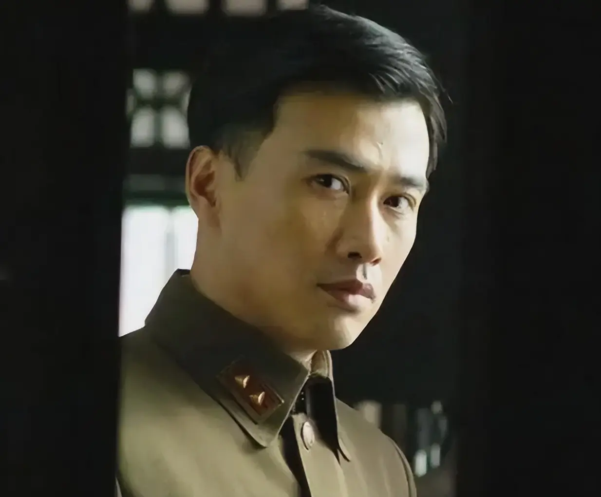 6月9日开播！金鸡影帝主演，生死暗战一触即发，这才是谍战精品