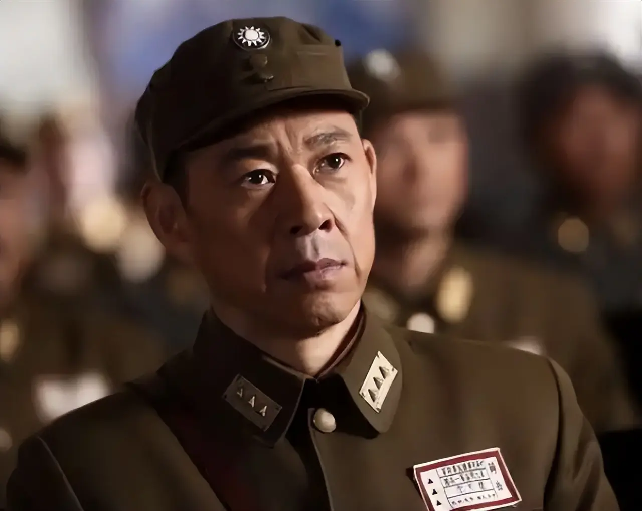 《阵地》央视首播！8位实力派坐镇，王劲松再出山，欲成2025年剧王