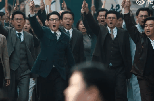 《阵地》央视首播！8位实力派坐镇，王劲松再出山，欲成2025年剧王