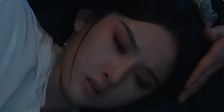 《折腰》：当李雪琴混进古装剧，和宋祖儿同框时，简直是降维打击