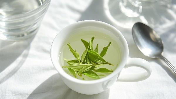 长期喝茶和长期喝白开水，哪个更健康？怎么喝茶比较好？