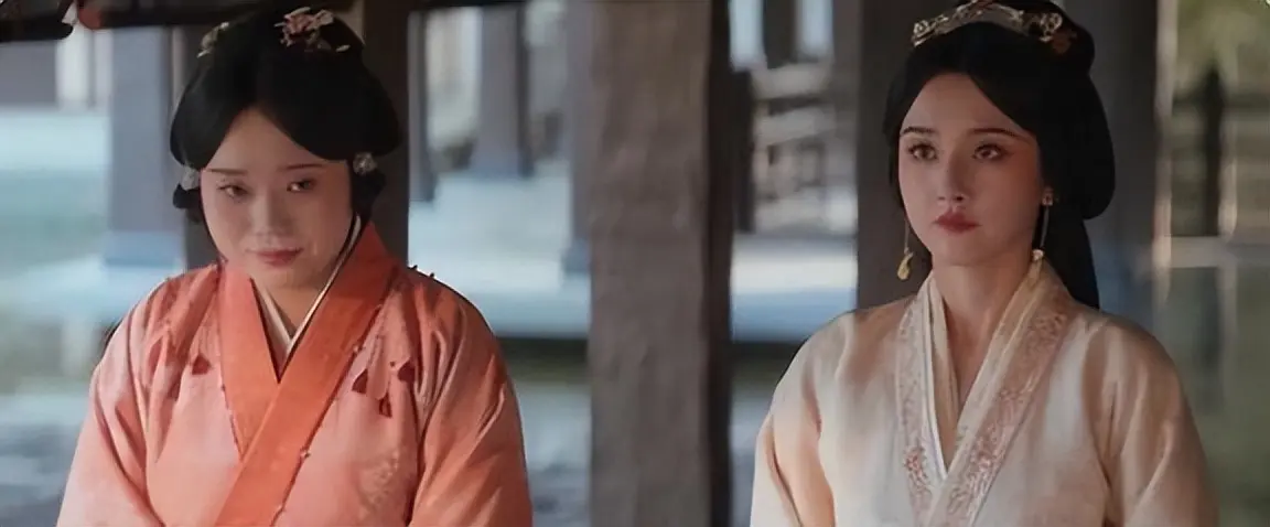 《折腰》：当李雪琴混进古装剧，和宋祖儿同框时，简直是降维打击