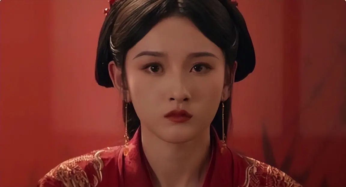 《折腰》：当李雪琴混进古装剧，和宋祖儿同框时，简直是降维打击