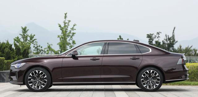 全新沃尔沃S90或于5月29日上市，外观内饰均升级，你期待吗？