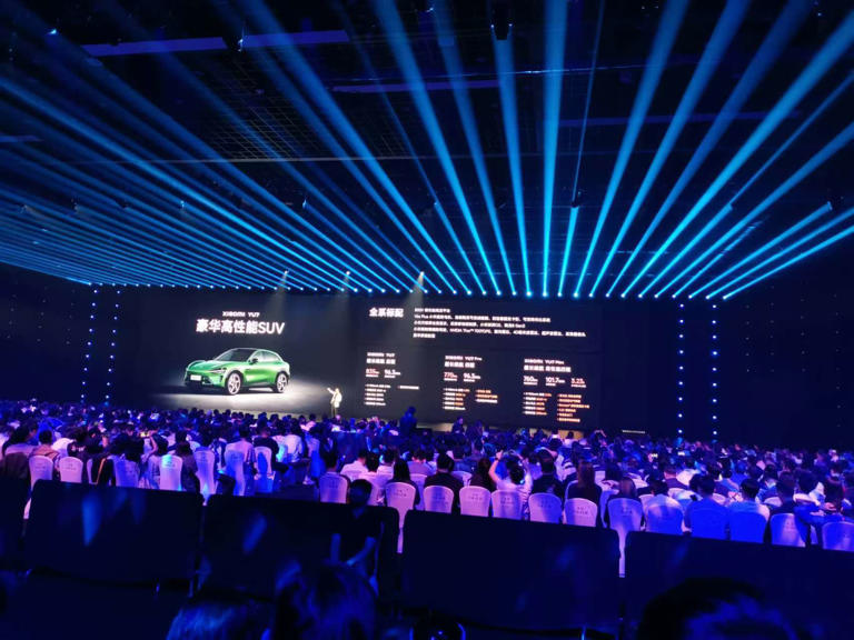 小米首款SUV要对标特斯拉Model Y！雷军：售价19.9万元不可能，卖到三十几万元差不多