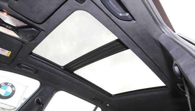 实拍宝马X5，轴距超3米1，入门配2.0T+8AT动力，选它还是新势力？