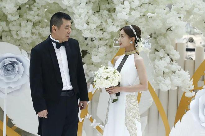 李一桐：内娱中的“体寒”演员，火不起来的原因何在？