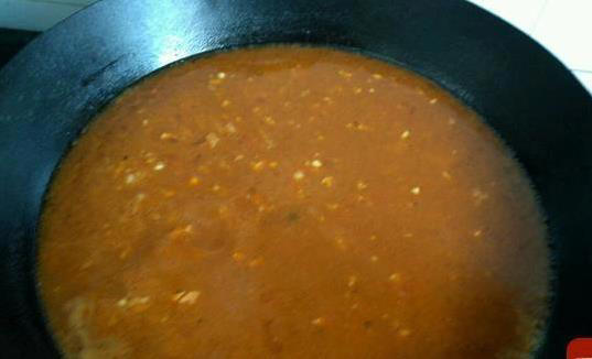 家常炸酱面秒变美味秘籍，3种酱料混搭，香到邻居敲门？