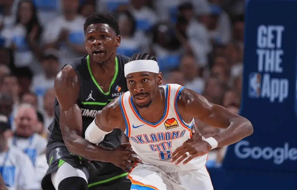 4-0轻松横扫，4-3强势晋级！却成NBA全民公敌，你们不配拿冠军