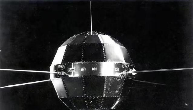 46年失联卫星复活，信号传回地球，太空危机却悄然逼近？