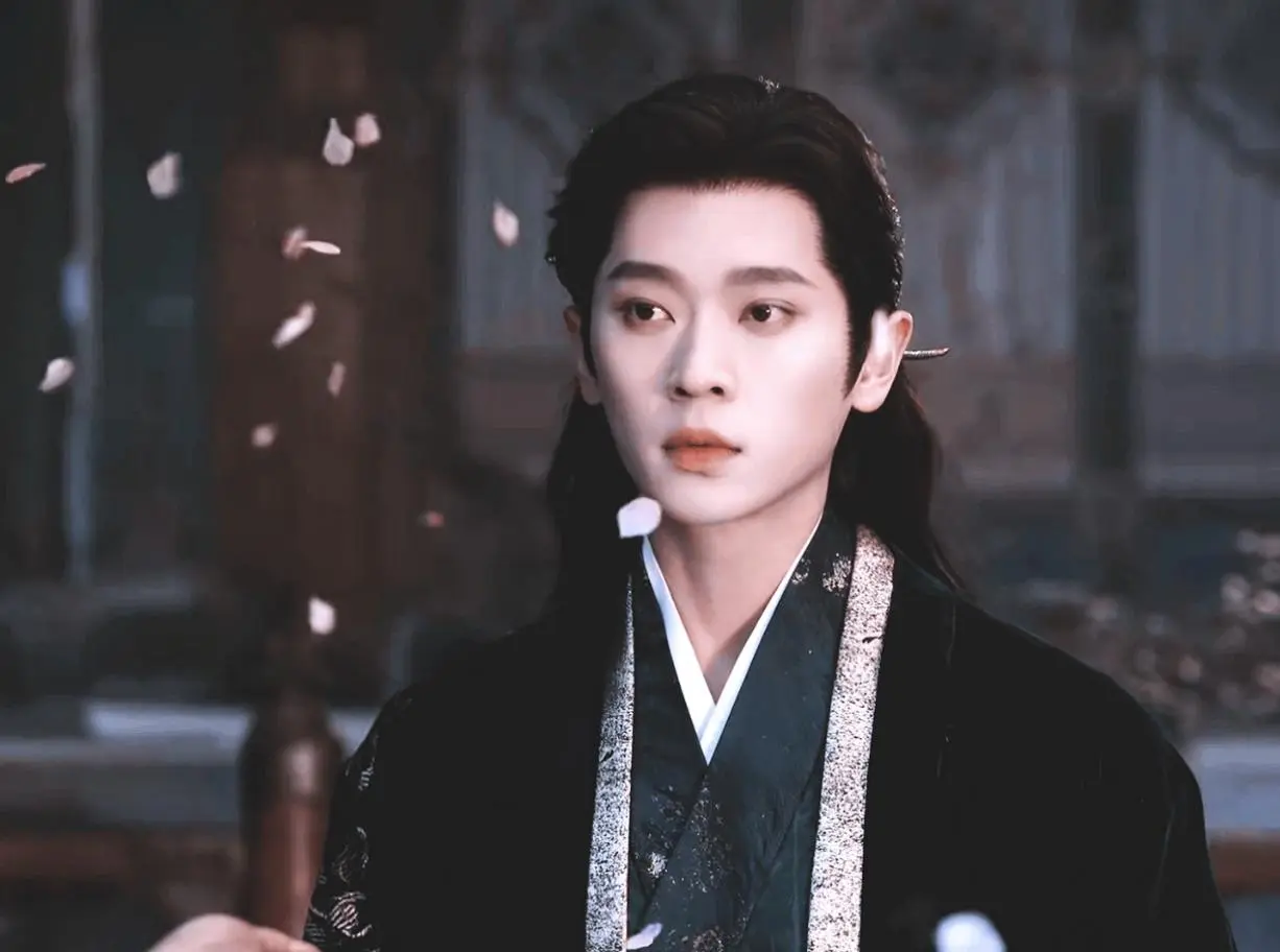 白鹿新剧《莫离》未拍先火！古装造型引期待，看到男主：心动了！
