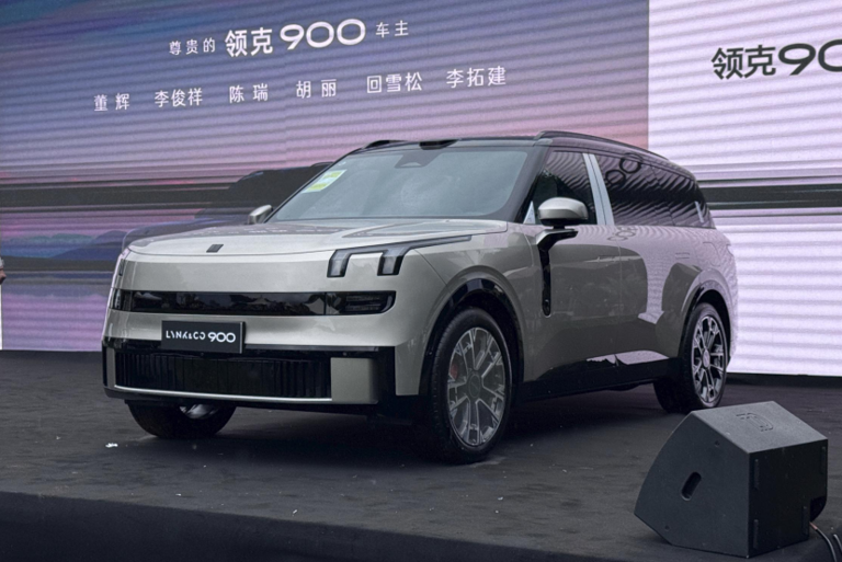 六座皆C位！领克900昆明集体交车，开启高端出行新时代