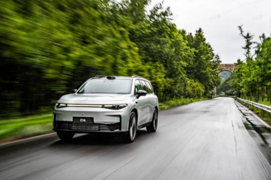 20萬內超“理想”SUV，冰箱彩電大沙發零跑C16一樣不少！