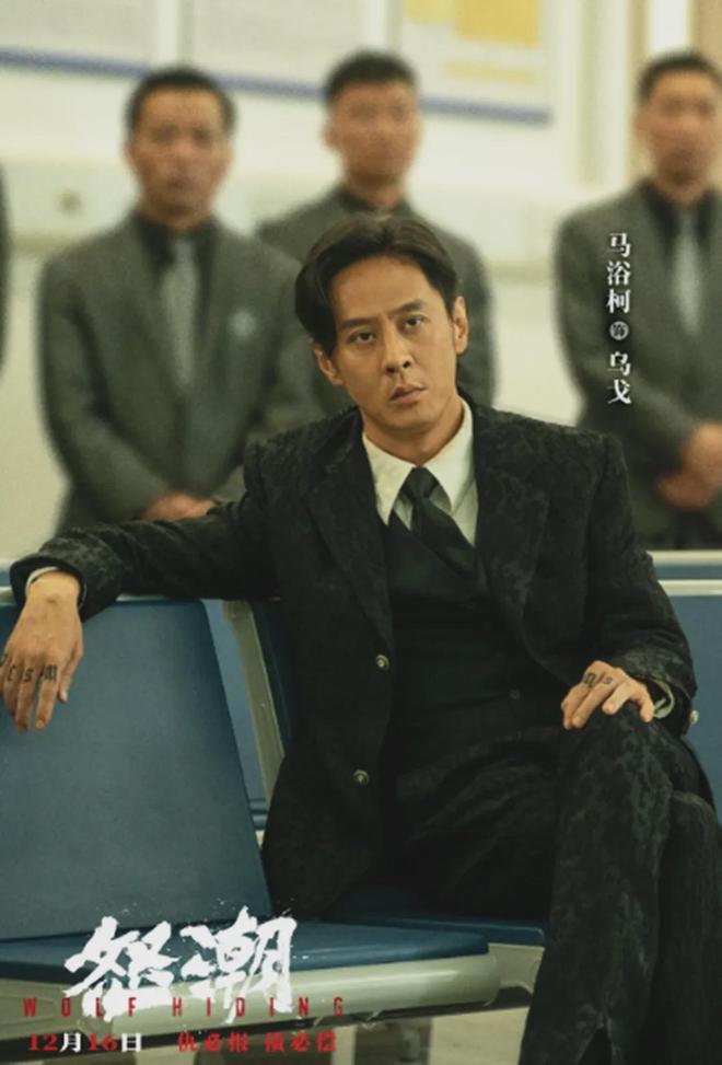 梁洛施马浴柯恋情坐实！女方大儿子成帅小伙，戴眼镜像爷爷李嘉诚