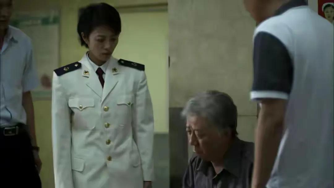 父母爱情：懒婆娘许红从啃老到养老扛把子，咋逆袭人生？