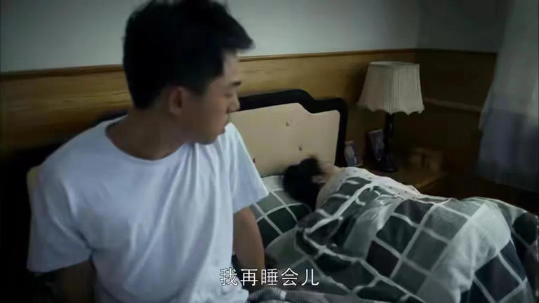 父母爱情：懒婆娘许红从啃老到养老扛把子，咋逆袭人生？
