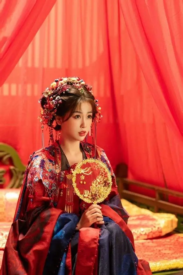 网评心中「古装剧女主天花板」TOP10!《临江仙》白鹿第5，热巴第2，冠军是古装收视保证