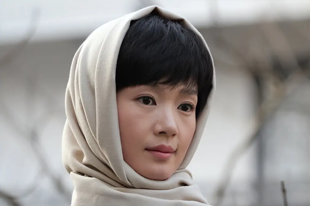 《临江仙》6位中年美女，黄奕、陈德容年轻时超美，如今风韵犹存