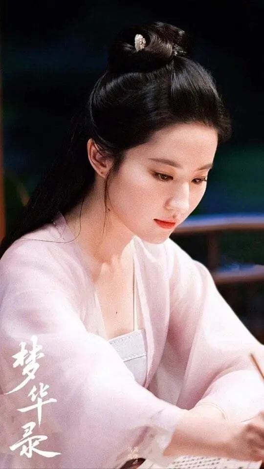 网评心中「古装剧女主天花板」TOP10!《临江仙》白鹿第5，热巴第2，冠军是古装收视保证