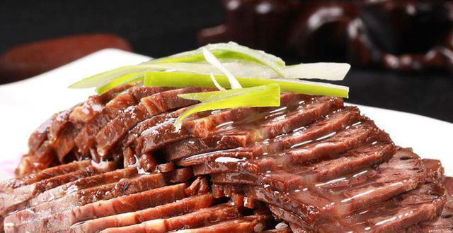 今天才知道，原来酱牛肉这么简单，只需5种香料，肉质软嫩不柴！