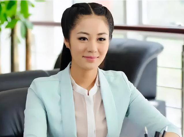 从“王小蒙”到单亲妈妈，毕畅婚姻崩盘，赵本山早料到结局？