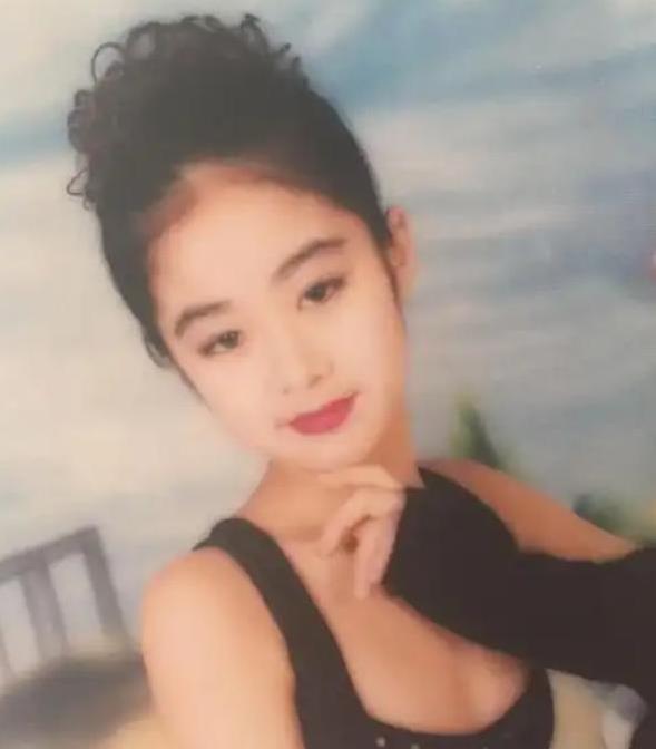 从“王小蒙”到单亲妈妈，毕畅婚姻崩盘，赵本山早料到结局？