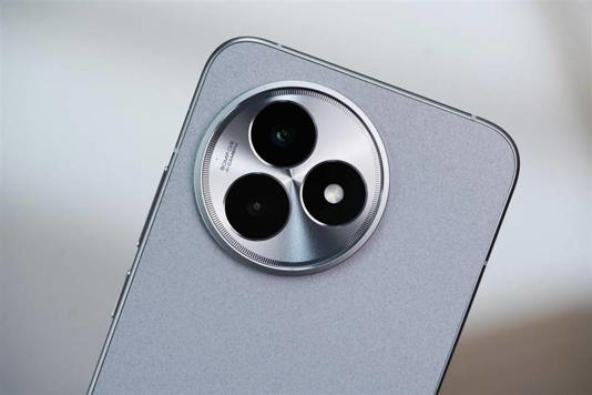 Redmi K80至尊版全面评测：天玑9400+加持，3K价位全能无短板旗舰？