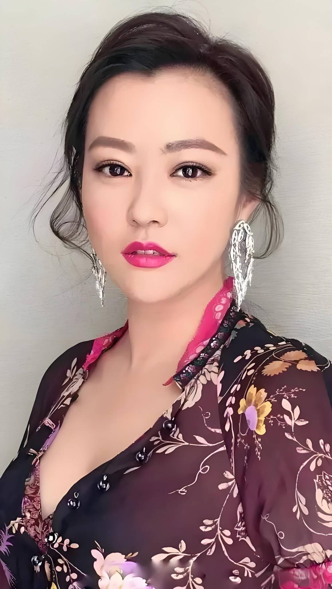 刘涛郝蕾的这段争吵，撕开了娱乐圈遮羞布，这3大乱象该治治了