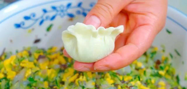夏天爱出汗，“清凉馅”饺子别错过，清爽鲜美，不油腻，一口一个