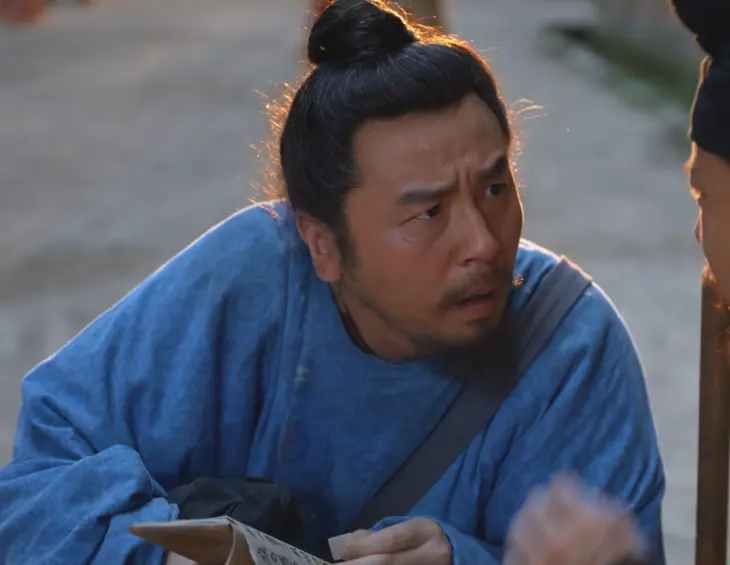 央视又出“黑马”剧！才播4集全国收视第一，老戏骨飙戏太炸裂！