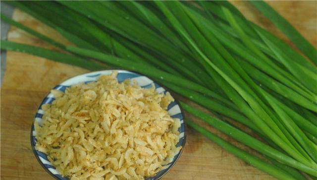 菜里加点它，补钙又增鲜，夏天到了，这菜可得抓紧吃，对孩子好！