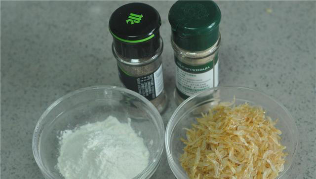 菜里加点它，补钙又增鲜，夏天到了，这菜可得抓紧吃，对孩子好！