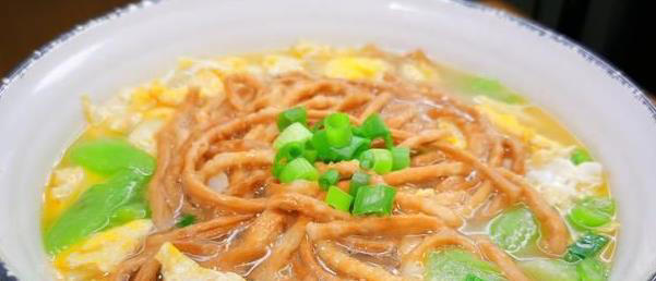 丝瓜和它天生一对，简单易做，鲜嫩营养，让你回味无穷