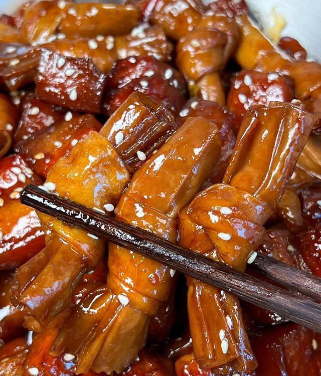 分享3款大人小孩都食欲大增的硬菜，家常做法一学就会，太费饭了