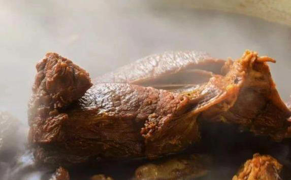 厨房小白也能做卤牛肉！6种香料搞定，味道不输店里？