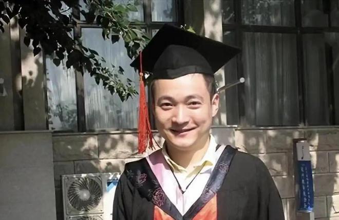 又是一年高考季！娱乐圈6位名校毕业的真学霸，甩绝望文盲几条街
