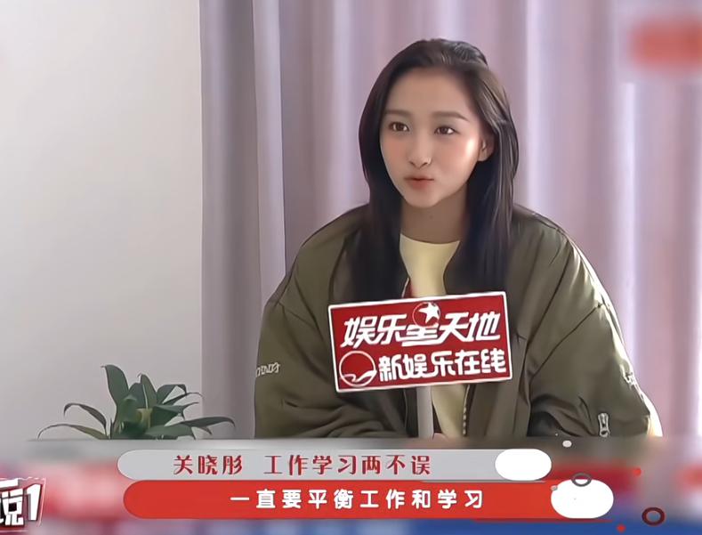 关晓彤高考数学131分不含水分，考完以为自己能上北大！从小学霸还文理双全