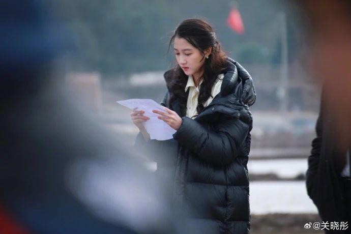关晓彤高考数学131分不含水分，考完以为自己能上北大！从小学霸还文理双全