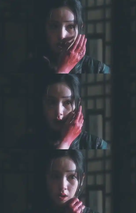 60岁蒋雯丽近照曝光：定居英国多年，昔日影后如今活得太真实