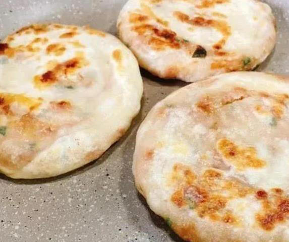 一口酥脆留不住，家常肉饼简单做，胜过街头老摊位