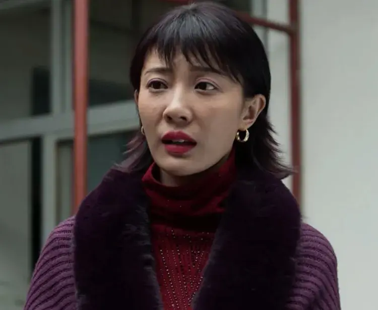 护宝寻踪：王文绮演得好，虽然戏份不多，但很出彩，气质也很好